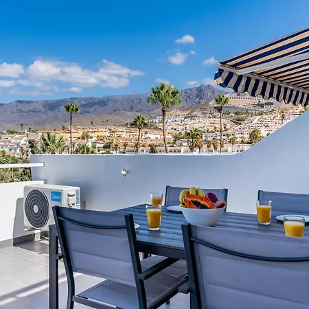 Renovated With Sunny Terrace And Ocean Views In Malibu Park Tenerife * 阿德耶