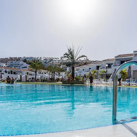 Renovated With Sunny Terrace And Ocean Views In Malibu Park Tenerife 公寓
