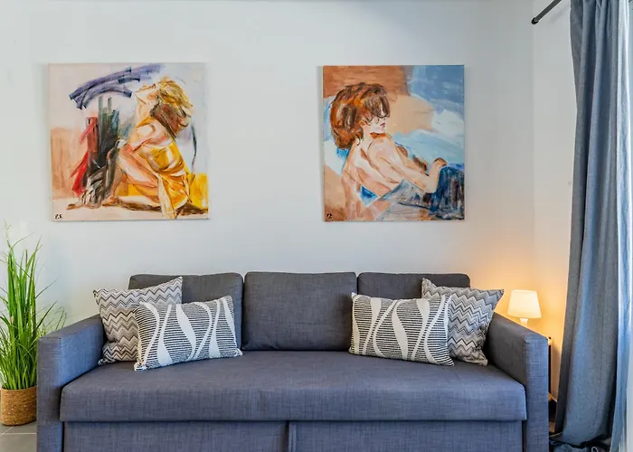 Apartment Renovated With Sunny Terrace And Ocean Views In Malibu Park Tenerife Costa Adeje (Tenerife)