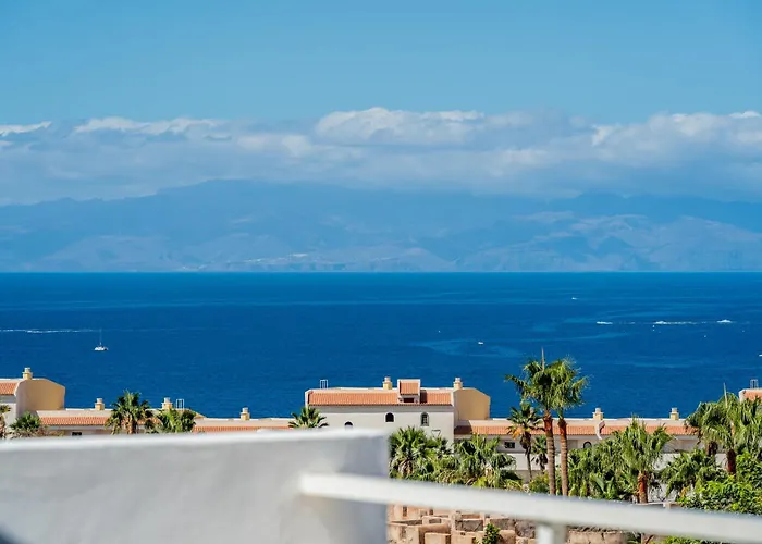 Renovated With Sunny Terrace And Ocean Views In Malibu Park Tenerife Διαμέρισμα Costa Adeje (Tenerife)